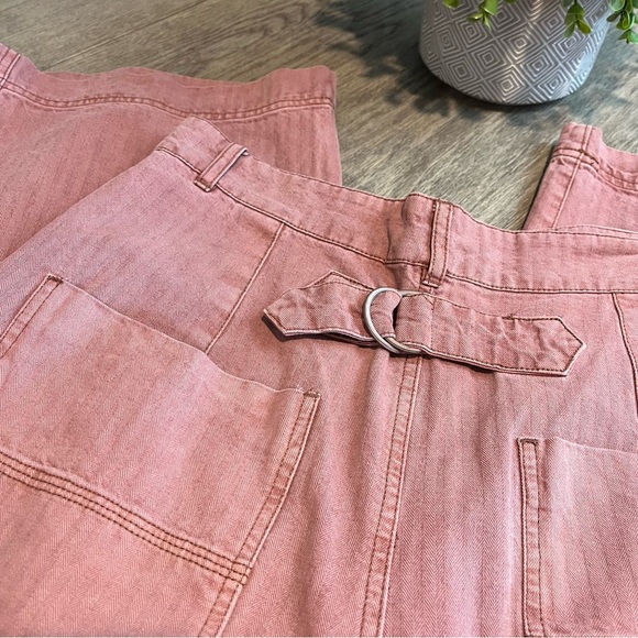 Free People Boyfriend Pink Cropped High Waist Wide Leg Chino Pants Size 12 - Picture 5 of 9